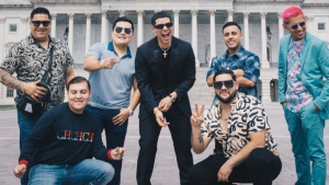 Grupo Firme la rompe y se echa palomazo en La Casa Blanca