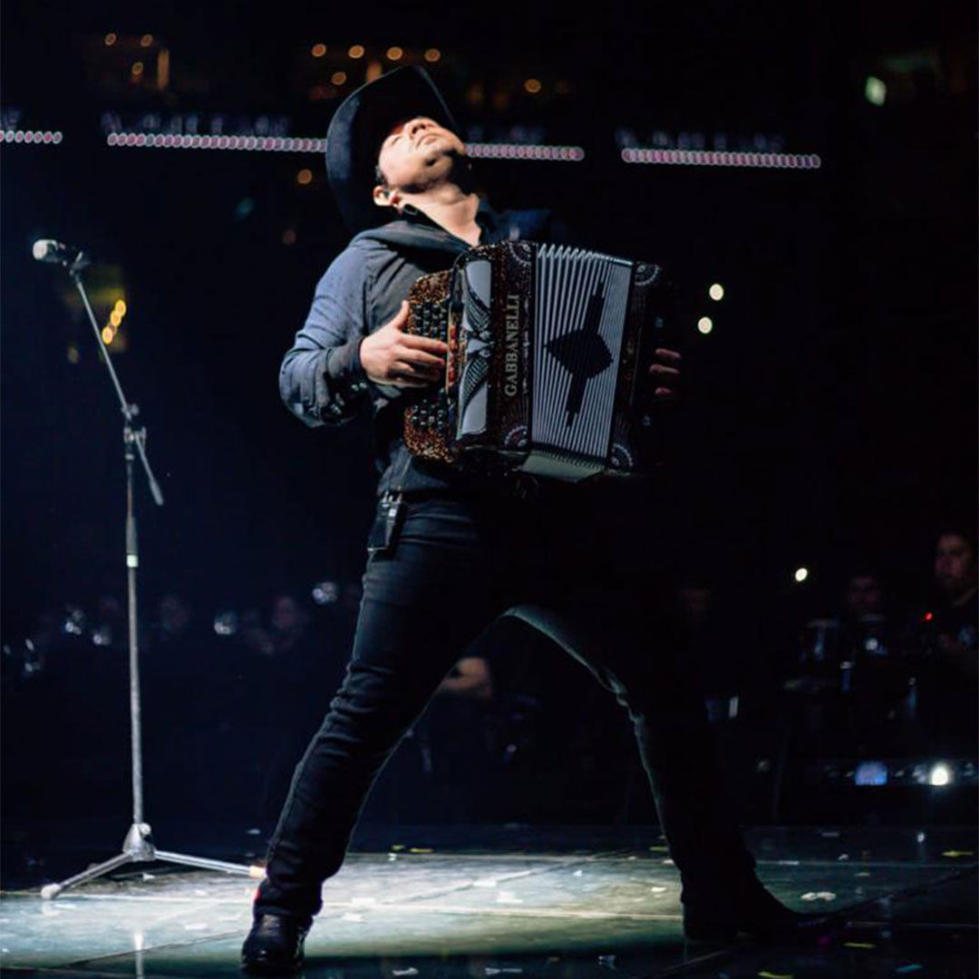 Alfredo Olivas comenzó gira 2023 con Sold Out en la Arena Monterrey