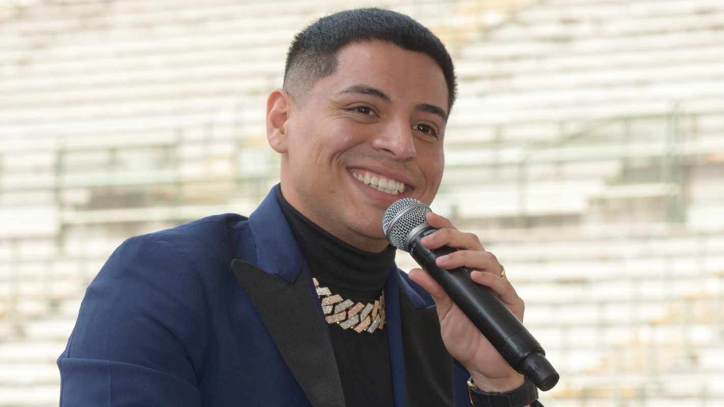 Grupo Firme venta de boletos.