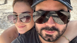 José Eduardo Derbez y su novia revelan el nombre de su hija.