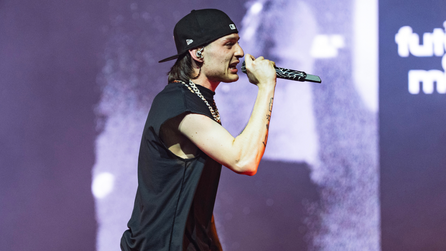 Peso Pluma lidera el festival pal norte.