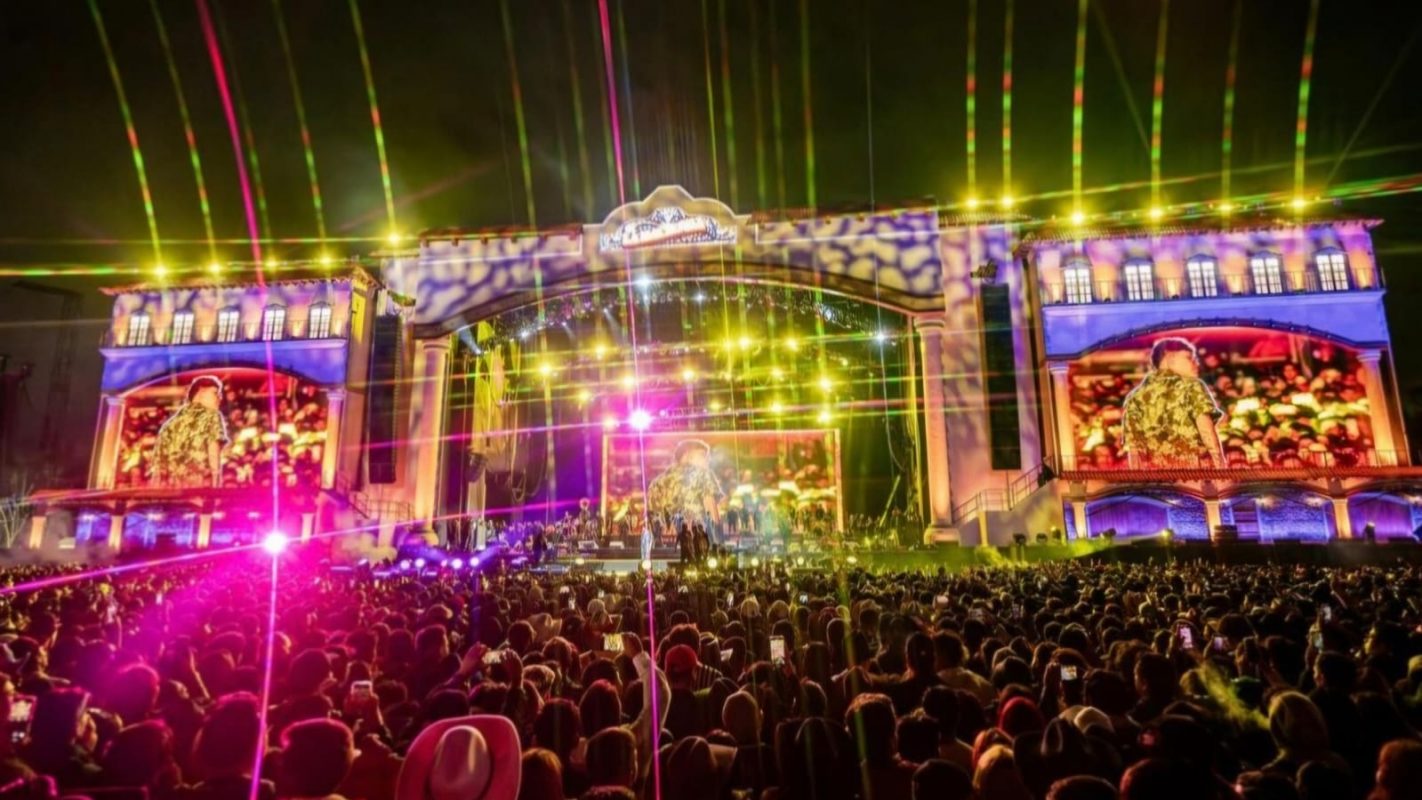 Junior H en el Festival Arre.