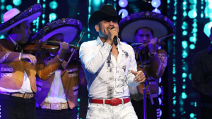 Espinoza Paz en concierto