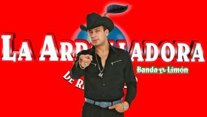 Valendin-Elizalde-y-La-Arrolladora