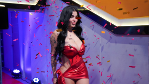 Karely Ruiz en SNSERIO