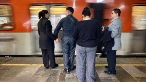 Commuters Waiting For Metro