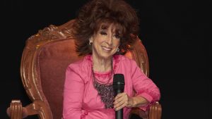 Mas Vale Sola - TV Series Presentation