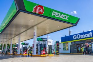 Baja precio gasolina y diésel