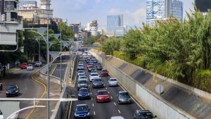 Traffic at Viaducto highway in downtown Mexico